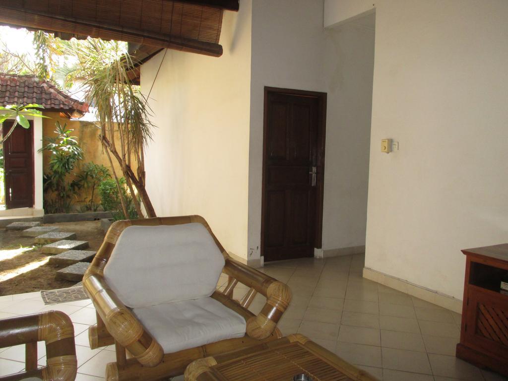 Yuli Bungalows Kuta  Exterior photo