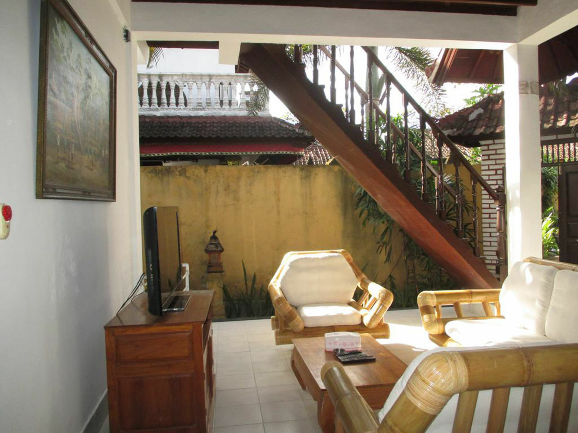 Yuli Bungalows Kuta  Exterior photo